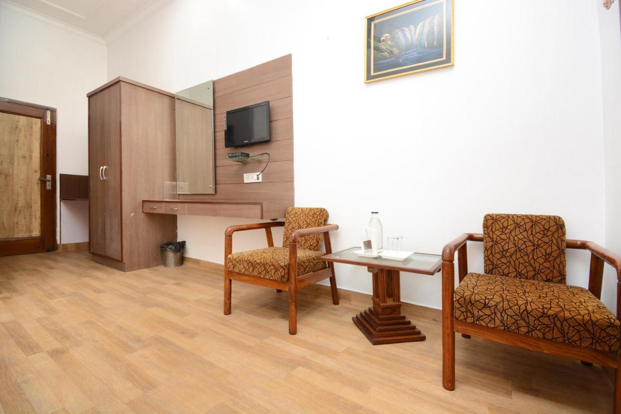 Hotel Ricky International Amritsar Exterior foto