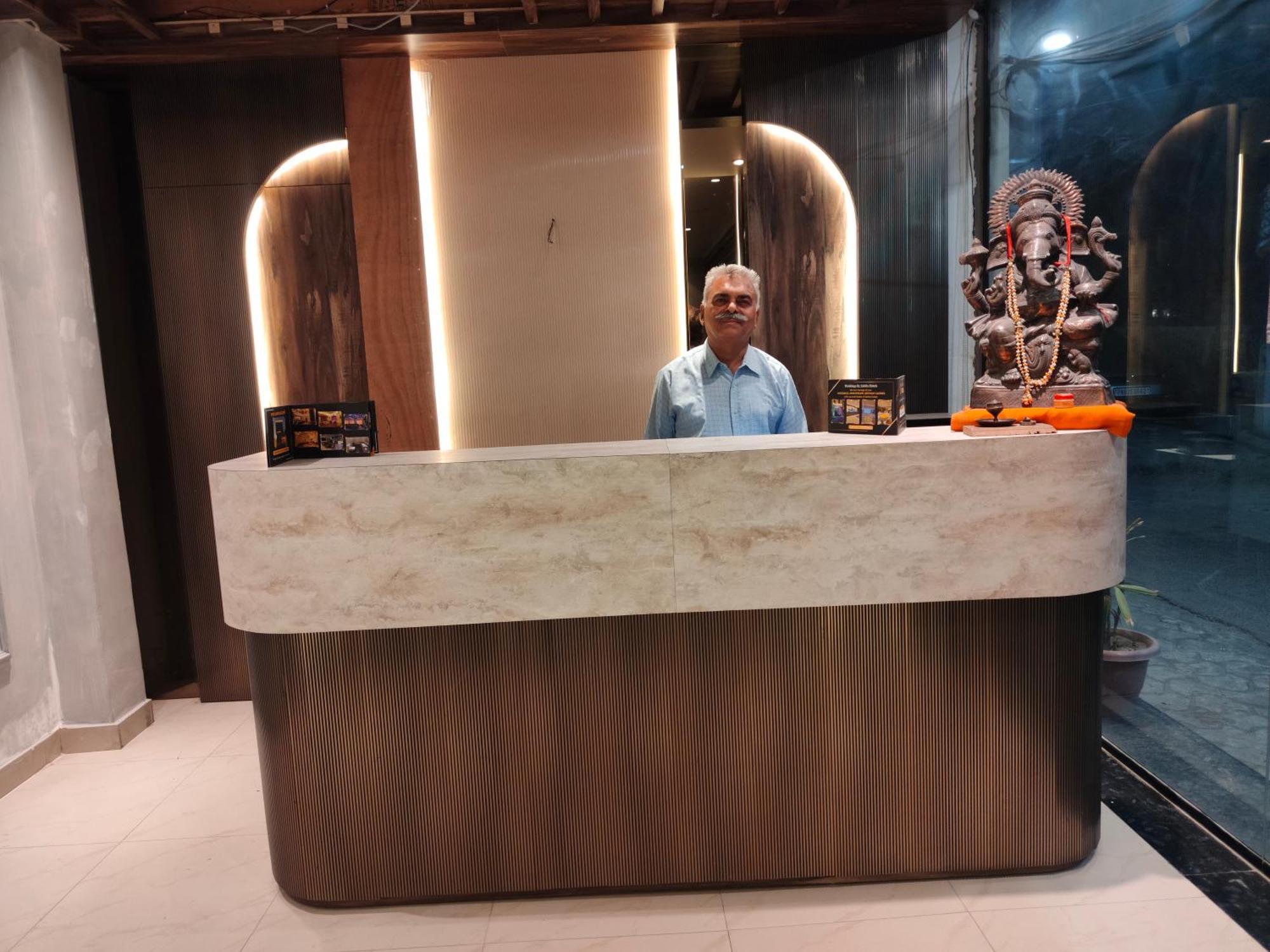 Hotel Ricky International Amritsar Exterior foto