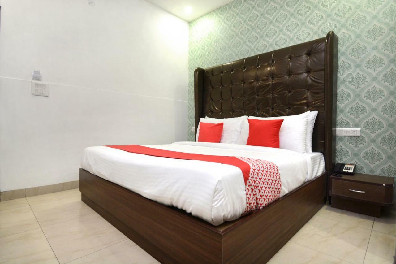 Hotel Ricky International Amritsar Exterior foto